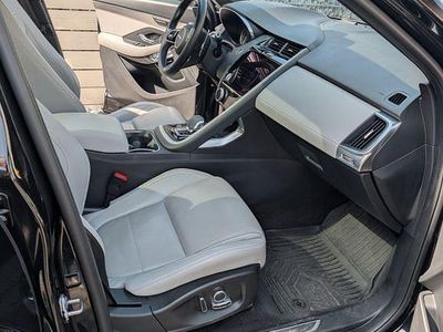 Gebraucht Jaguar E-Pace R-Dynamic 200 PS (147 kW) 2023 Schwarz SUV