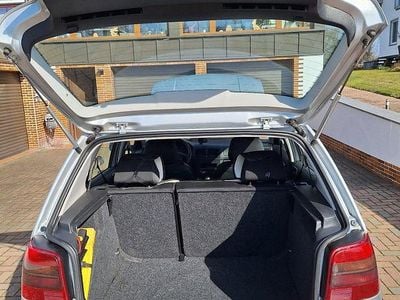 Gebraucht VW Golf IV 75 PS (55 kW) 2002 Silber Limousine
