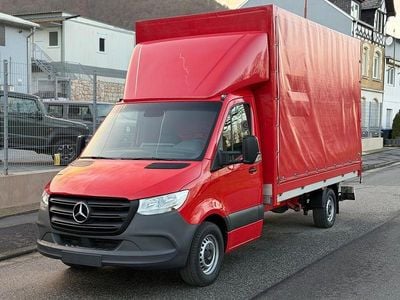 Rot Gebraucht 2021 Mercedes Sprinter Van | 26.775 € (Fairer Preis)