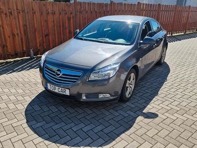Gebraucht Opel Insignia Edition 140 PS (102 kW) 2010 Grau Limousine