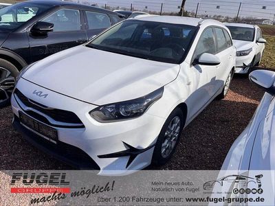 Gebraucht Kia Ceed Sportswagon Play 101 PS (74 kW) 2024 Weiß Kombi