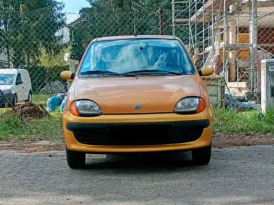 Usata Fiat Seicento 54 CV (39 kW) 1999 Oro Utilitaria