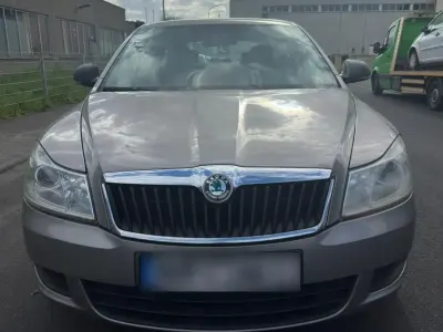Gebraucht Skoda Octavia 105 PS (77 kW) 2011 Braun Kombi