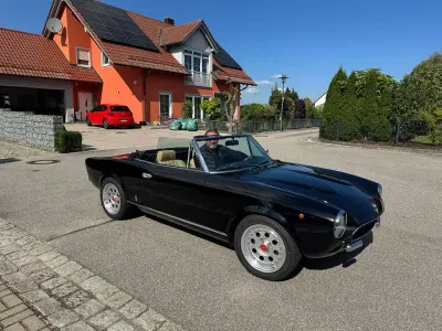 Usata Fiat 124 Spider 103 CV (75 kW) 1980 Nero Cabrio