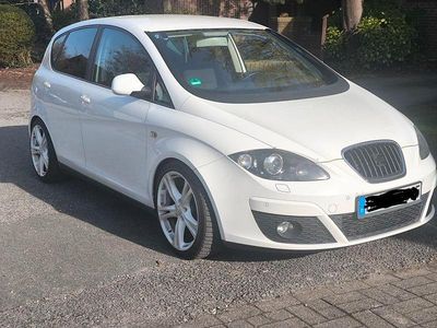 Gebraucht Seat Altea Sport 160 PS (117 kW) 2009 Weiß Van / Kleinbus