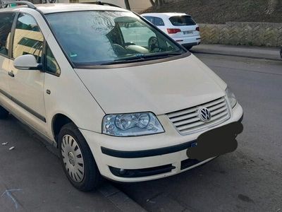 gebraucht VW Sharan TÜV NEU.