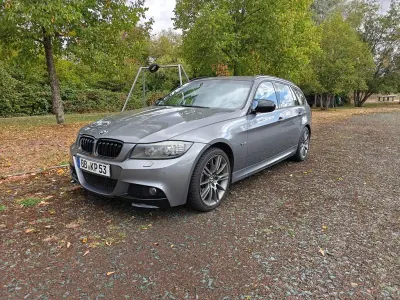 Gebraucht BMW 330 M Sport 245 PS (180 kW) 2012 Grau Kombi