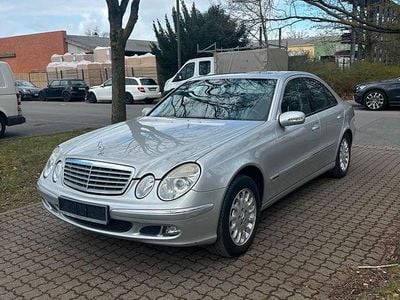 Gebraucht Mercedes E200 Elegance 163 PS (119 kW) 2004 Silber Limousine