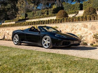 Usata Ferrari 360 400 CV (294 kW) 2004 Nero Cabrio