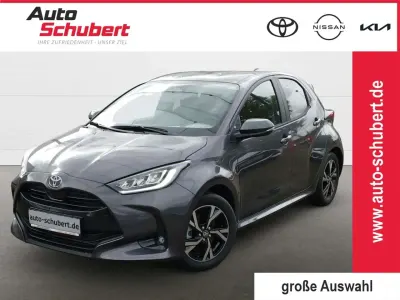 Gebraucht Toyota Yaris 116 PS (85 kW) 2026 Grau Kleinwagen