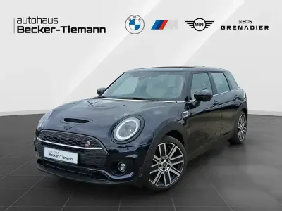 Gebraucht Mini Cooper S Clubman 178 PS (130 kW) 2022 Mini yours enigmatic black Kombi