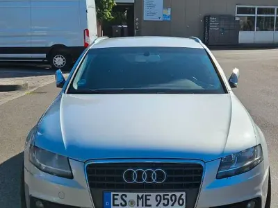 Gebraucht Audi A4 Attraction 143 PS (105 kW) 2011 Silber Kombi