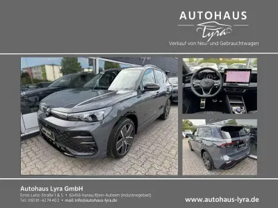 Gebraucht VW Tiguan R-line 265 PS (194 kW) 2025 Delfingrau SUV