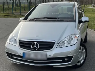 Gebraucht Mercedes A160 95 PS (69 kW) 2010 Silber Limousine