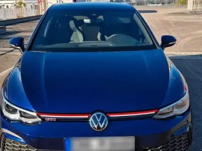 Gebraucht VW Golf VIII GTI 245 PS (180 kW) 2022 Blau Limousine