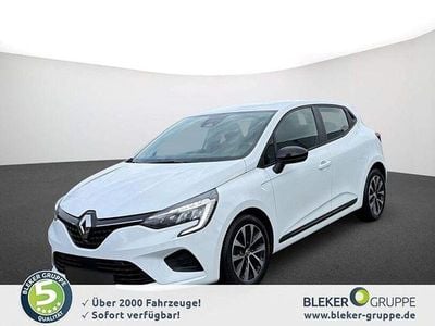 Gebraucht Renault Clio V Equilibre 67 PS (49 kW) 2022 Gletscher weiss Limousine