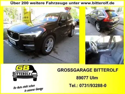 Gebraucht Volvo XC60 Momentum 197 PS (144 kW) 2022 Schwarz SUV