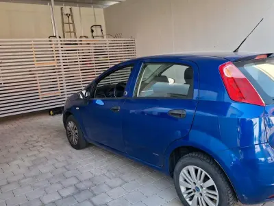 Gebraucht Fiat Grande Punto 78 PS (57 kW) 2008 Blau Kleinwagen