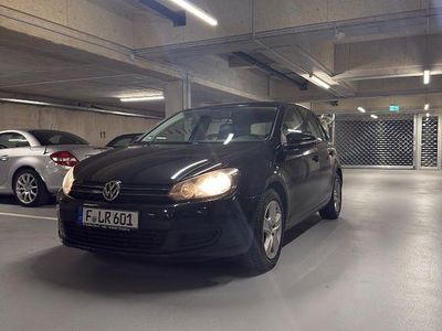 Gebraucht VW Golf VI Comfortline 122 PS (89 kW) 2010 Schwarz Kleinwagen