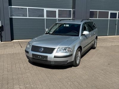 Usata VW Passat 102 CV (75 kW) 2004 Argento Station wagon