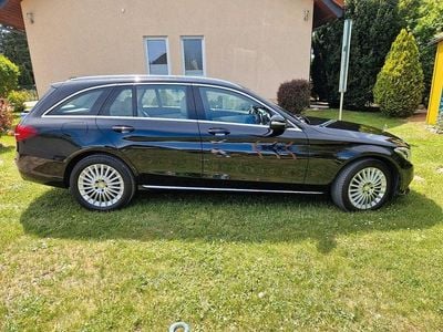 Second-hand Mercedes C180 156 CP (114 kW) 2015 Negru Berlinǎ