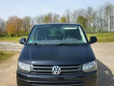 Gebraucht VW Caravelle 180 PS (132 kW) 2026 Schwarz Van
