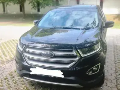 Gebraucht Ford Edge Titanium 179 PS (131 kW) 2016 Schwarz SUV