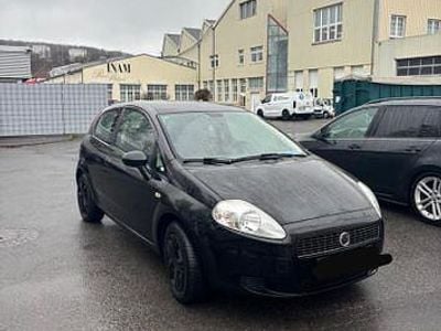 Gebraucht Fiat Punto Emotion 95 PS (69 kW) 2008 Schwarz Limousine