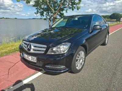 Gebraucht Mercedes C200 136 PS (100 kW) 2013 Schwarz Limousine