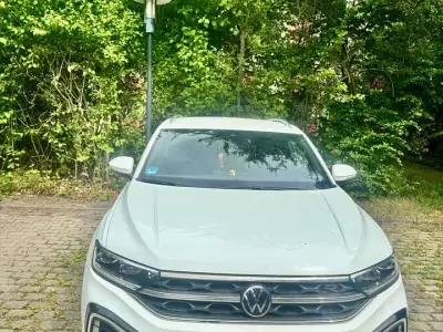 Gebraucht VW T-Roc R-line 150 PS (110 kW) 2023 SUV