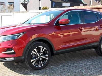 Gebraucht Nissan Qashqai 360º 116 PS (85 kW) 2018 Rot SUV