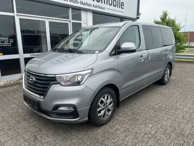 Gebraucht Hyundai H-1 Premium 170 PS (125 kW) 2019 Grau Van / Kleinbus