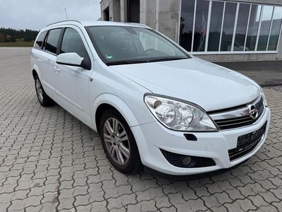 Usata Opel Astra Cosmo 125 CV (91 kW) 2008 Bianco Berlina