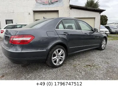 Gebraucht Mercedes E250 204 PS (150 kW) 2009 Grau Limousine