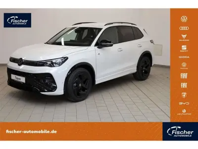 Neu VW Tiguan R-line 150 PS (110 kW) 2026 Oryxweiß perlmutteffekt SUV