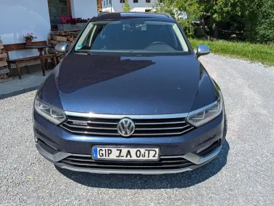 Gebraucht VW Passat 239 PS (175 kW) 2017 Blau Kombi