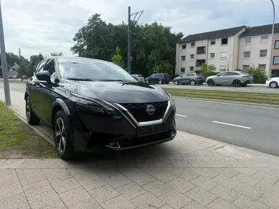 Gebraucht Nissan Qashqai N-Connecta 158 PS (116 kW) 2023 Schwarz SUV