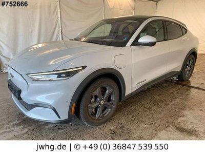 Second-hand Ford Mustang Mach-E 216 kW (294 CP) 2022 Alb SUV