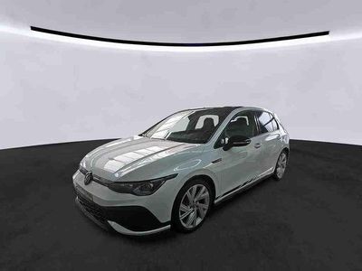 Gebraucht VW Golf VIII GTI Clubsport 301 PS (221 kW) 2024 Oryxweiß perlmutteffekt/schwar Limousine