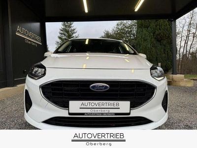 Weiß Gebraucht 2022 Ford Fiesta Limousine | 13.990 € (Fairer Preis)