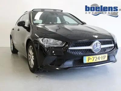 Gebraucht Mercedes CLA200 Business 165 PS (121 kW) 2022 Schwarz Coupé