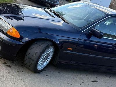 Gebraucht BMW 330 Basis 231 PS (169 kW) 2000 Blau Limousine