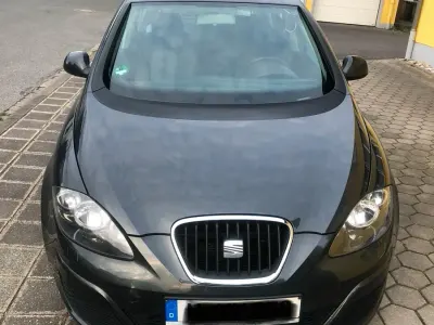 Brugt Seat Altea XL 105 HK (77 kW) 2011 Sølv MPV