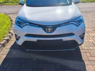 Gebraucht Toyota RAV4 Hybrid Comfort 197 PS (144 kW) 2018 Weiß SUV