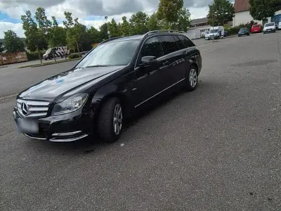 Gebraucht Mercedes C220 Avantgarde 170 PS (125 kW) 2011 Schwarz Kombi