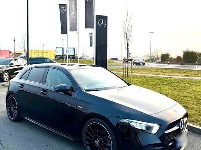 Gebraucht Mercedes A200 AMG 150 PS (110 kW) 2021 Schwarz Kleinwagen