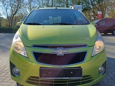Usado Chevrolet Spark LT 82 CV (60 kW) 2011 Verde Utilitario