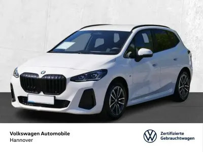 Gebraucht BMW 218 Active Tourer M Sport 136 PS (100 kW) 2024 Alpinweiss Van / Kleinbus