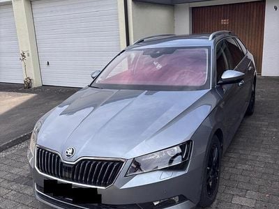 Gebraucht Skoda Superb Style 150 PS (110 kW) 2020 Grau Kombi