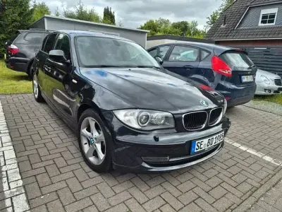 Gebraucht BMW 123 Advantage 204 PS (150 kW) 2011 Schwarz Kleinwagen